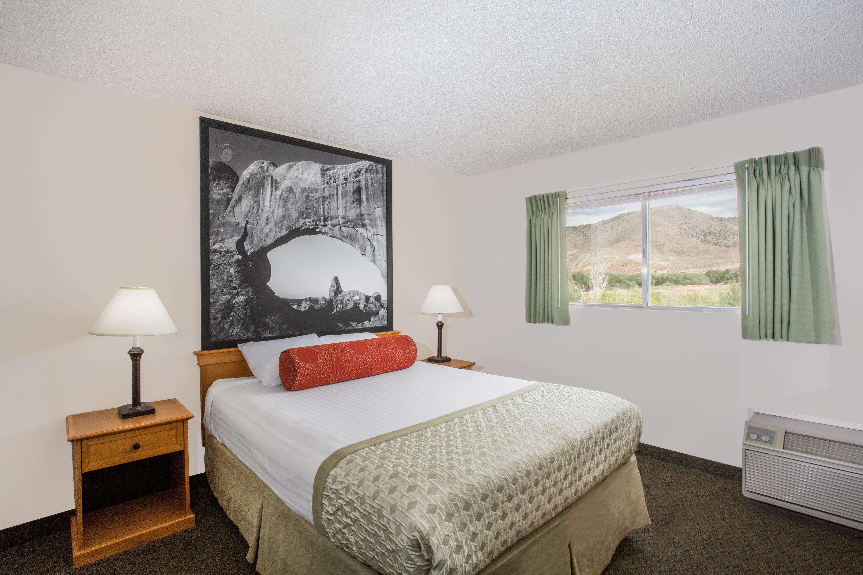 Hotel Super 8 By Wyndham Salina/scenic Hills Area