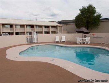Super 8 By Wyndham Salina/scenic Hills Area Hotel Salina